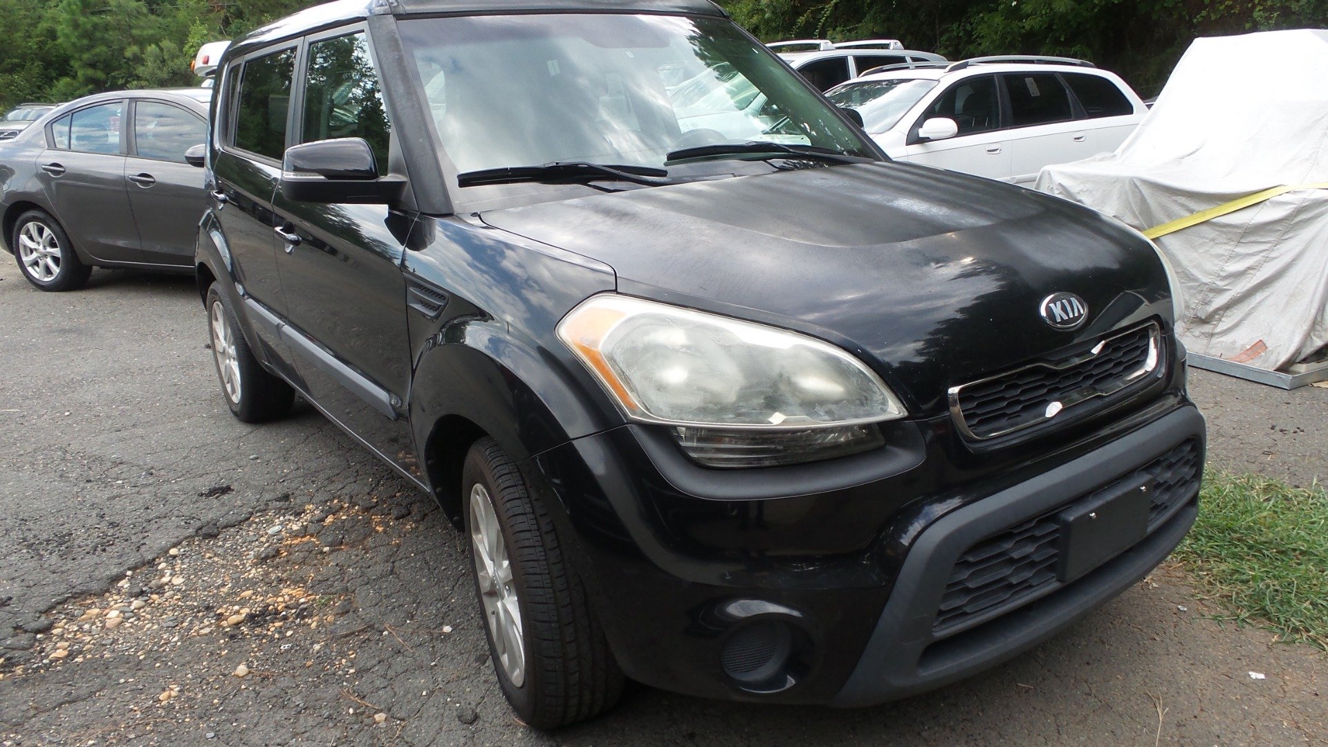 Used 2013 Kia Soul + FWD image 3