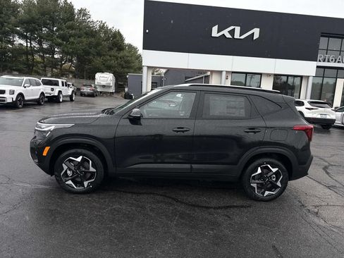 New 2026 Kia Seltos S AWD/4WD image 2