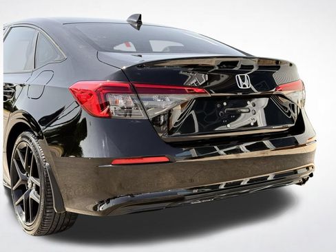 Used 2022 Honda Civic Sport image 4
