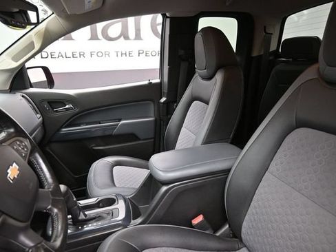 Used 2017 Chevrolet Colorado Z71 RWD image 15
