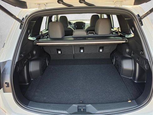 Used 2026 Subaru Forester Premium AWD/4WD image 15