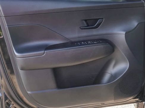 Used 2024 Hyundai Kona SEL image 19