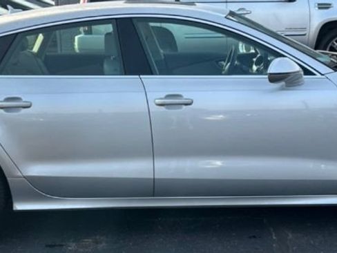 Used 2013 Audi A7 3.0T Prestige w/ Prestige Pkg image 4