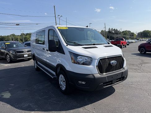 Used 2025 Ford Transit 250 Low Roof w/ Exterior Upgrade Package RWD image 9