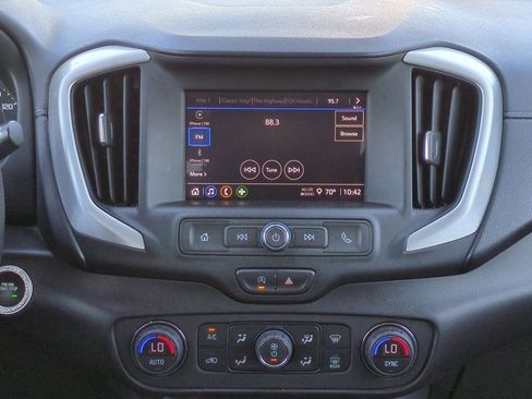 Used 2022 GMC Terrain SLE w/ Driver Convenience Package image 18