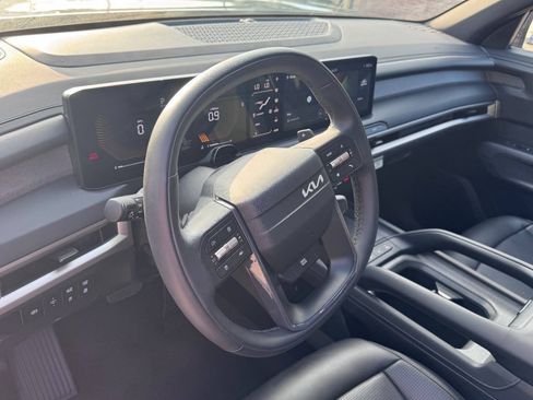 Used 2027 Kia Telluride S FWD image 13
