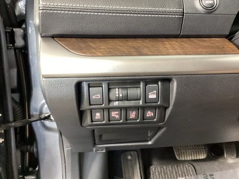 Used 2018 Subaru Outback 2.5i Limited AWD/4WD image 20