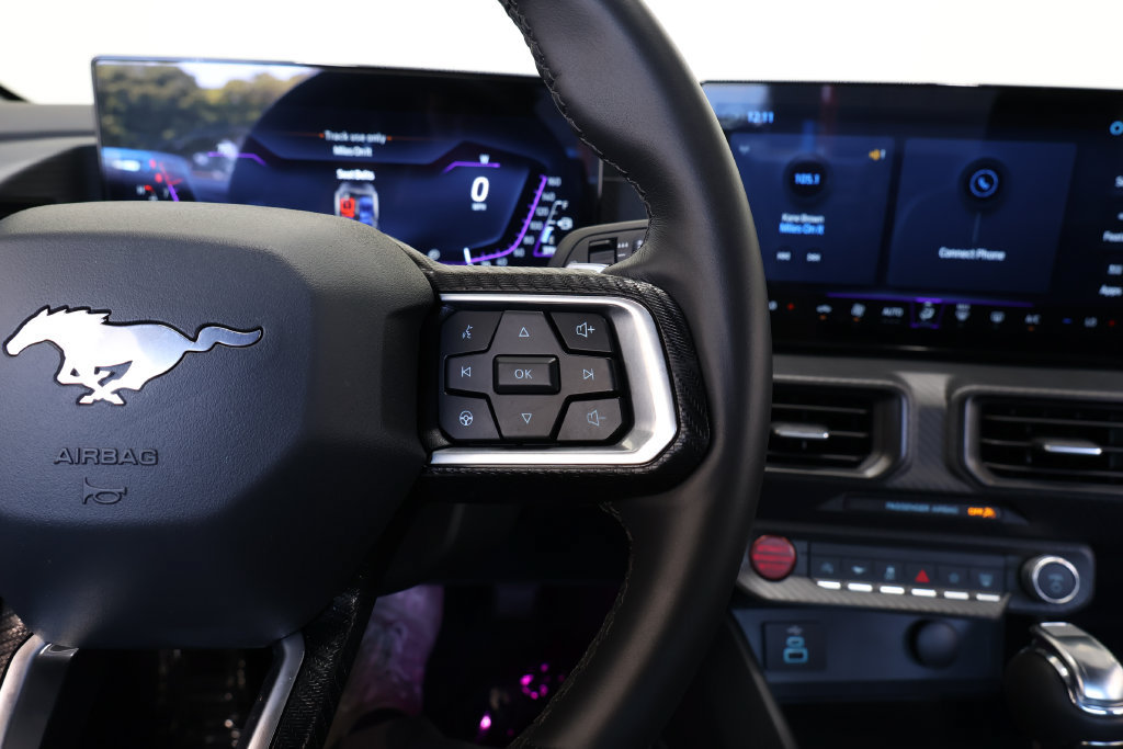 Used 2025 Ford Mustang GT RWD image 21