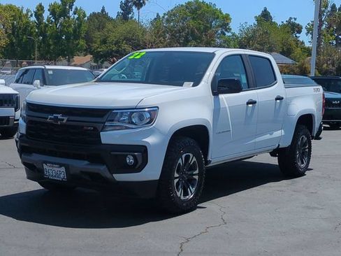 Used 2022 Chevrolet Colorado Z71 AWD/4WD image 7