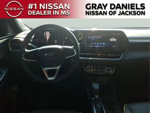 Used 2024 Chevrolet TrailBlazer ACTIV w/ Convenience Package image 10