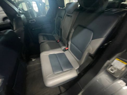 Used 2024 Ford Bronco Outer Banks image 13