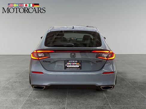 Used 2022 Honda Civic Sport Touring image 4