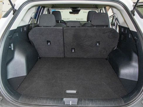 Used 2025 Kia Sportage LX image 23