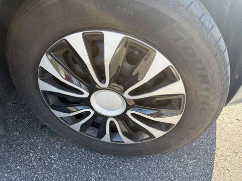 Used 2015 Volkswagen Jetta S FWD image 5