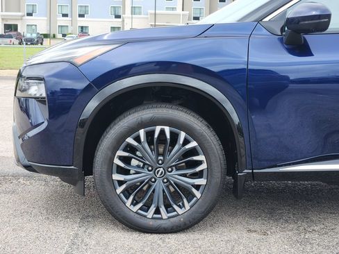 New 2026 Nissan Rogue Platinum AWD/4WD image 6