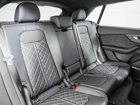 New 2026 Audi SQ8 Premium Plus AWD/4WD image 10