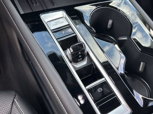 New 2026 Volkswagen Atlas SE FWD image 26