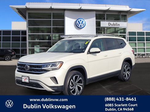 Certified 2023 Volkswagen Atlas SEL image 8