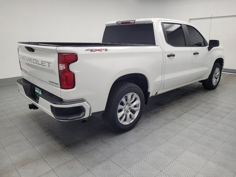 Used 2020 Chevrolet Silverado 1500 Custom w/ Custom Value Package AWD/4WD image 9