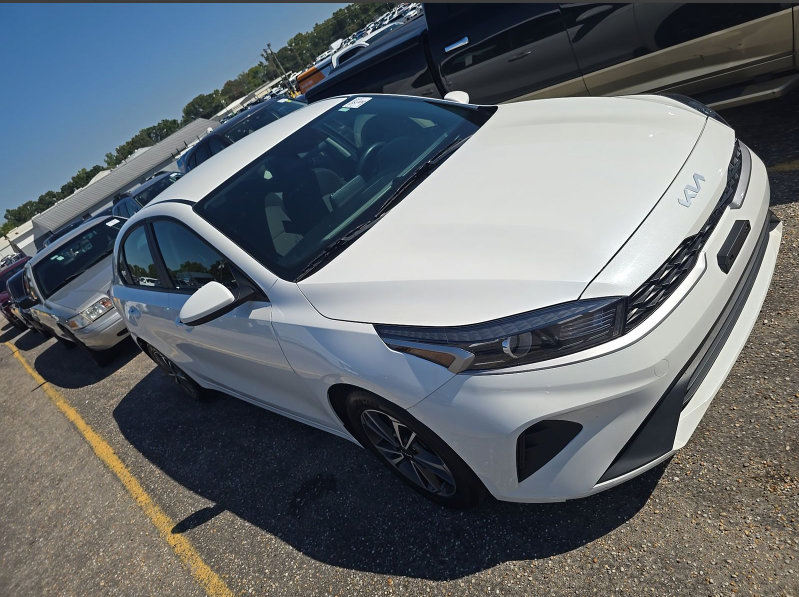 Used 2024 Kia Forte LXS FWD image 5