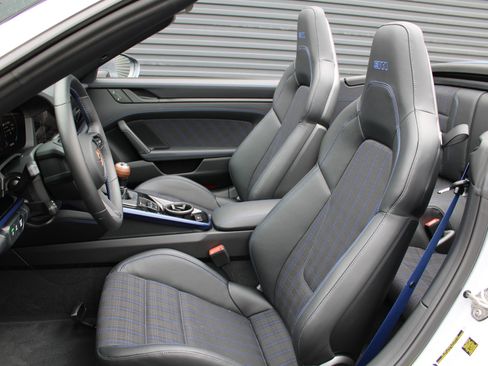 Certified 2025 Porsche 911 Carrera T image 5