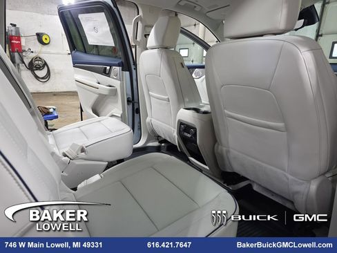 New 2026 Buick Enclave Avenir w/ Super Cruise Package image 11