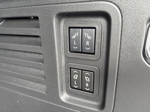 New 2026 Buick Enclave Sport Touring w/ Super Cruise Package FWD image 43