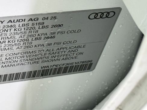 Certified 2025 Audi Q3 2.0T Premium image 23