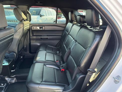 Used 2020 Ford Explorer 4WD Police Interceptor image 5