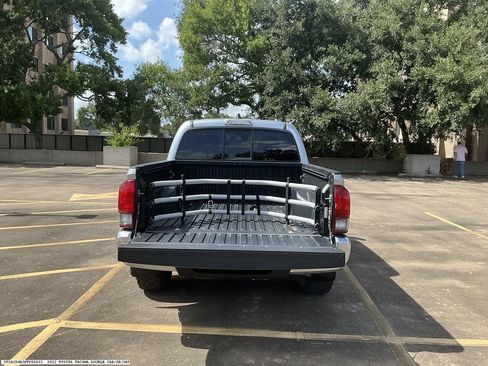 Used 2022 Toyota Tacoma SR5 w/ SR5 Appearance Package (SM) RWD image 9