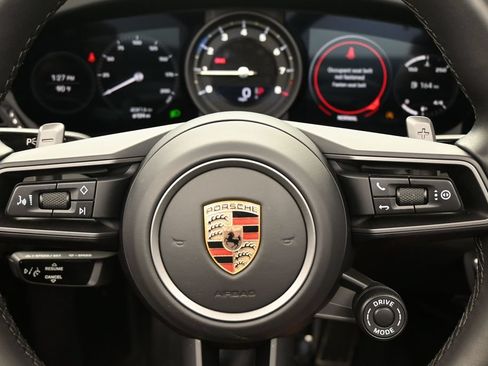 Certified 2024 Porsche 911 Carrera S RWD image 20