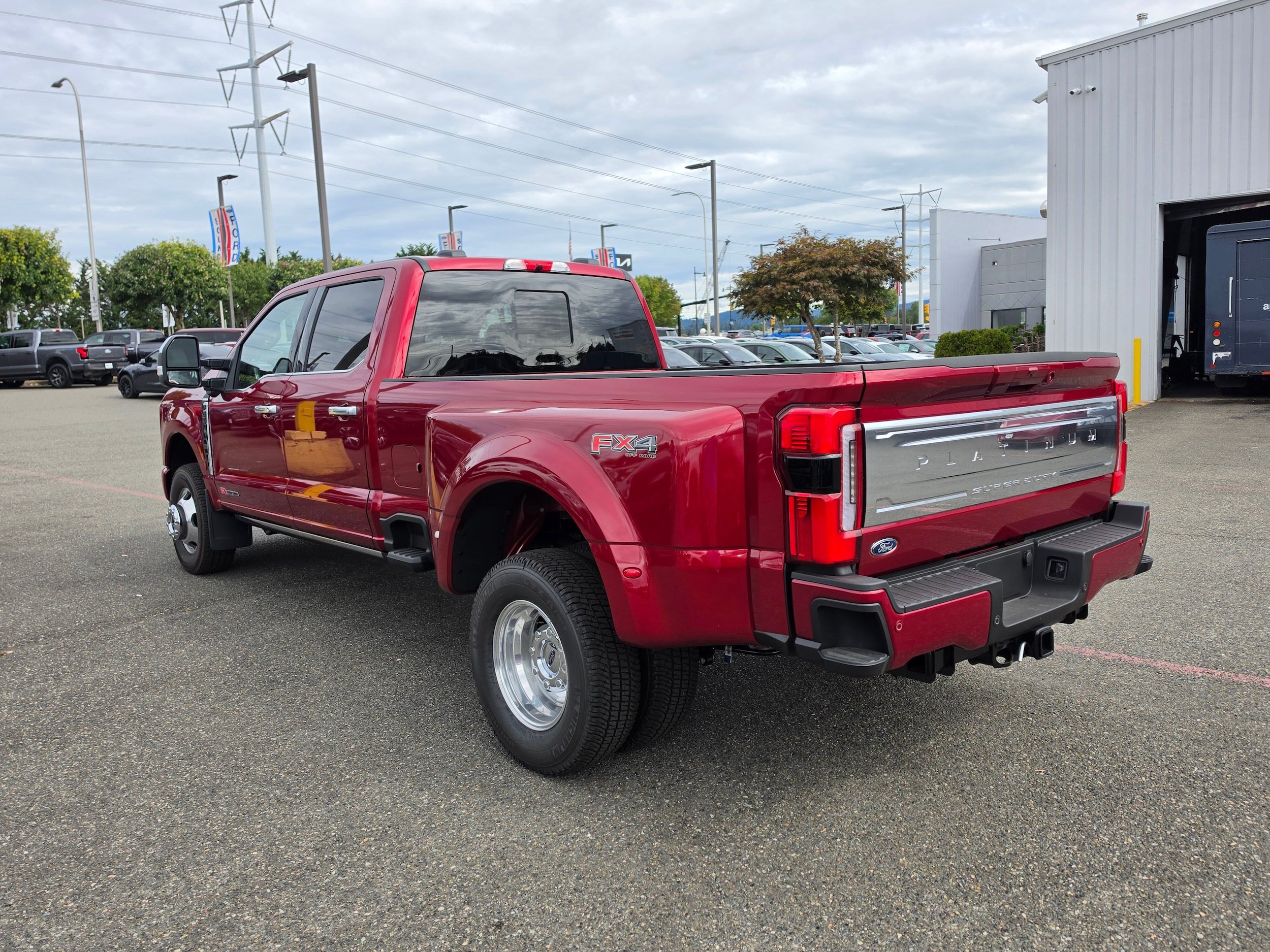 New 2026 Ford F350 Platinum w/ Platinum Plus Package AWD/4WD image 7