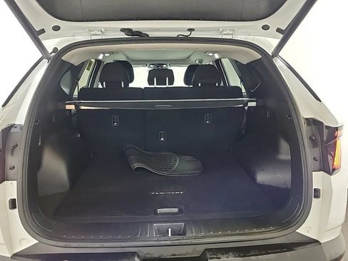 Used 2022 Hyundai Tucson SEL w/ Cargo Package AWD/4WD image 12