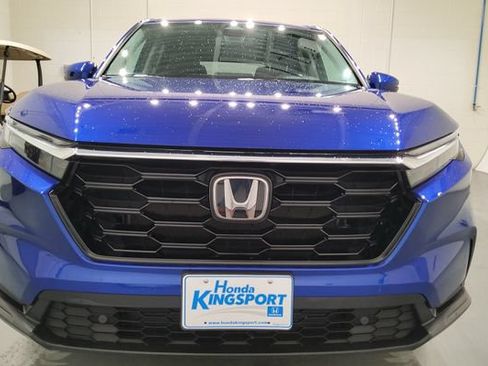 Used 2023 Honda CR-V EX-L image 2