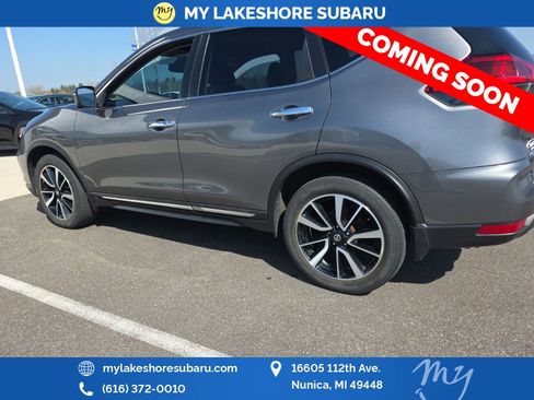 Used 2017 Nissan Rogue SL AWD/4WD image 10