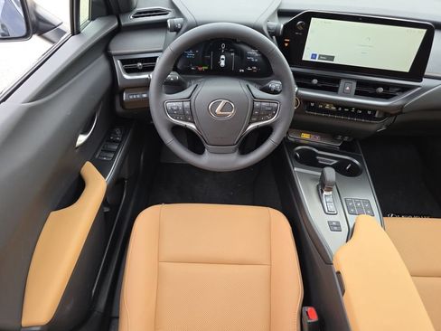 New 2026 Lexus UX 300h AWD w/ Cold Area Package image 17