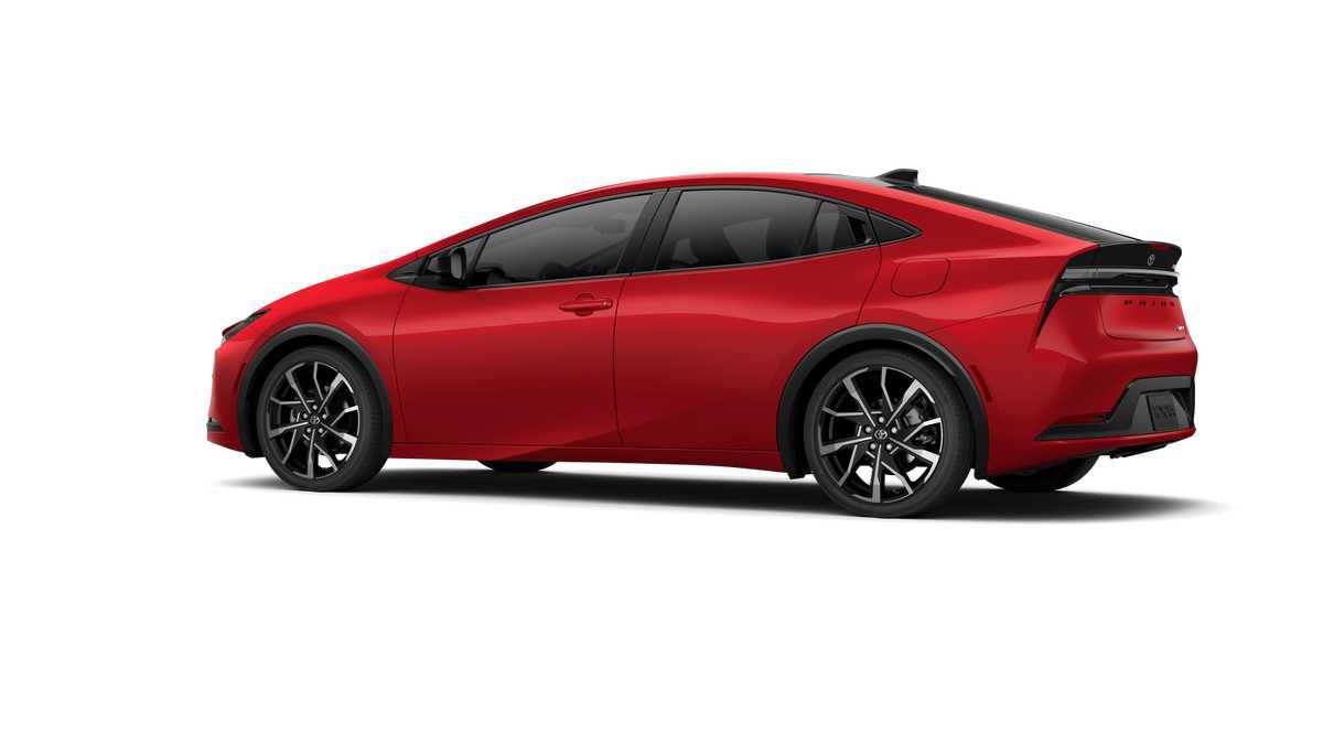 New 2027 Toyota Prius Plug-In Hybrid FWD image 5