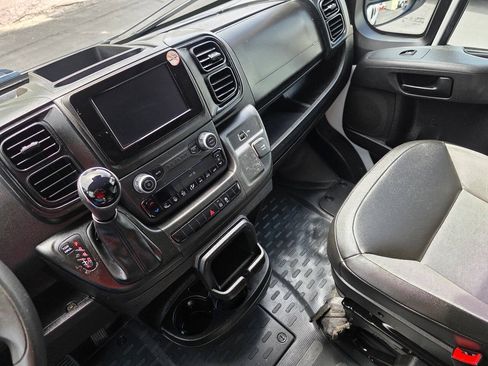 Used 2023 RAM ProMaster 2500 FWD image 17