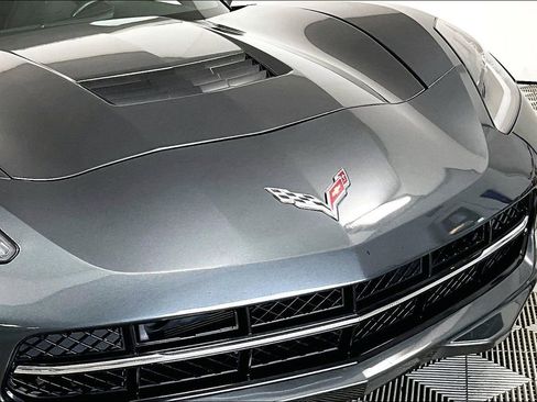 Used 2017 Chevrolet Corvette Stingray Coupe w/ 1LT image 25