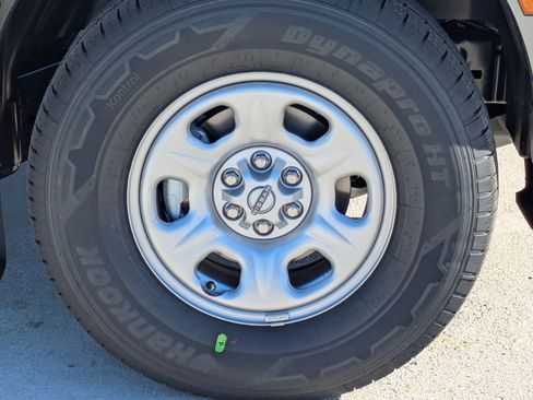 New 2026 Nissan Frontier S w/ Tow Package image 4