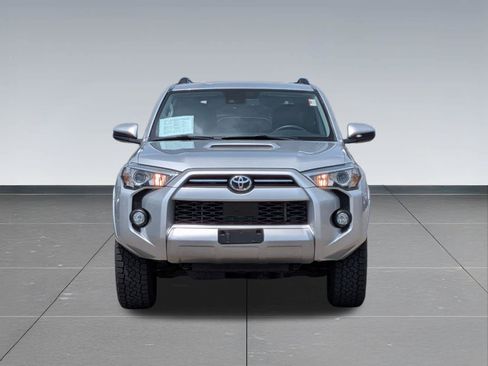 Used 2020 Toyota 4Runner TRD Off-Road AWD/4WD image 9