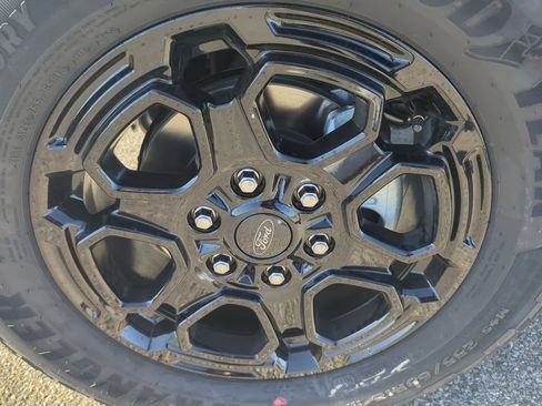 New 2025 Ford Ranger XLT w/ Equipment Group 301A High image 24