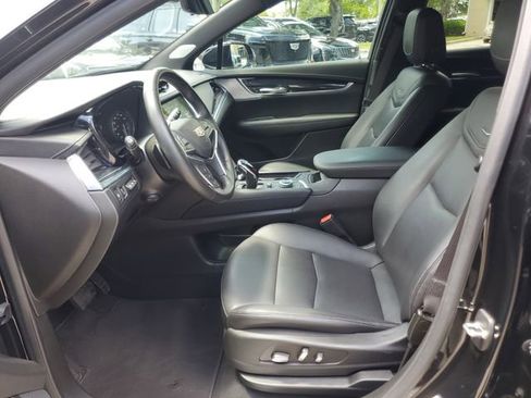 Certified 2024 Cadillac XT5 Premium Luxury w/ Technology Package FWD image 16