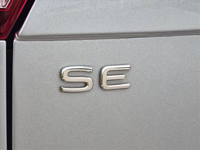 Used 2022 Volkswagen Tiguan SE FWD image 21