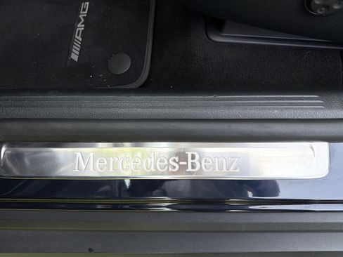 Used 2023 Mercedes-Benz GLC 300 4MATIC image 16