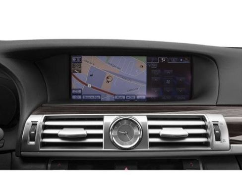 Used 2015 Lexus LS 460 w/ F Sport Package RWD image 22