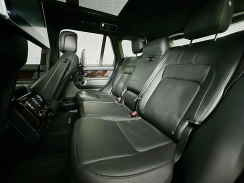 Used 2018 Land Rover Range Rover Supercharged image 27