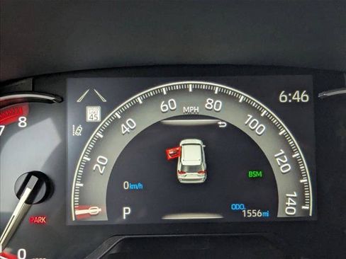 Certified 2025 Toyota RAV4 XLE FWD image 10