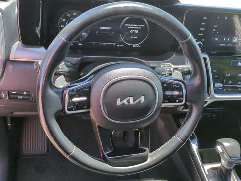 Used 2022 Kia Sorento SX FWD image 16