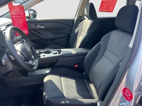 Certified 2025 Nissan Rogue SV image 16